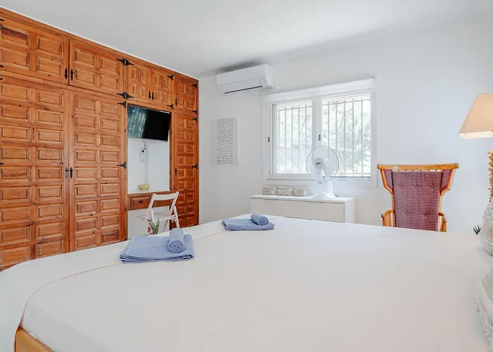 Vakantiehuis Pascal By Interhome *